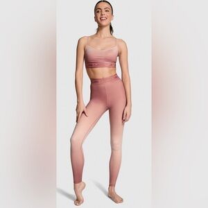 Victoria Secret PINK ombré Leggings Size Medium NWT